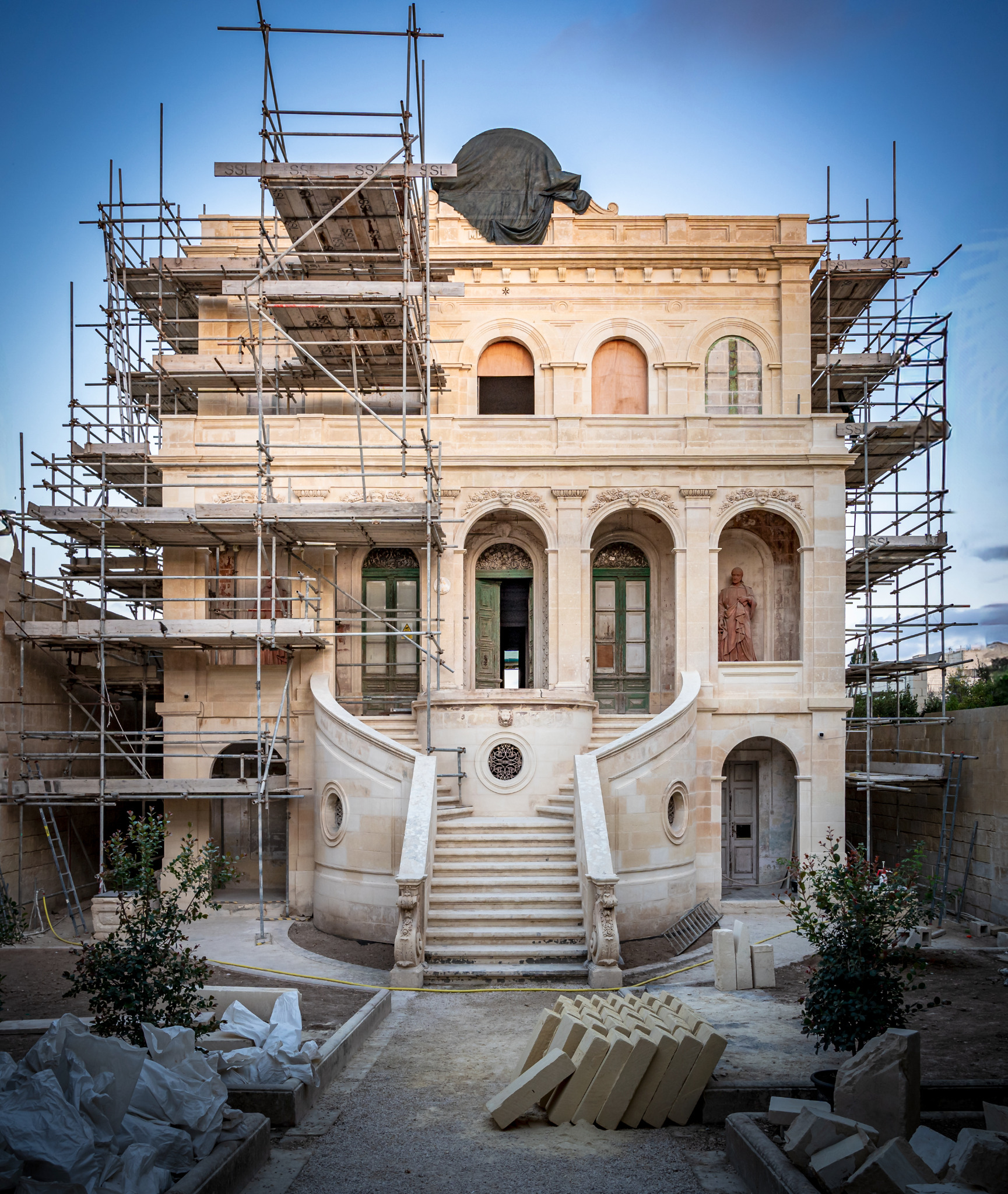 Architecture portfolio photograph 11